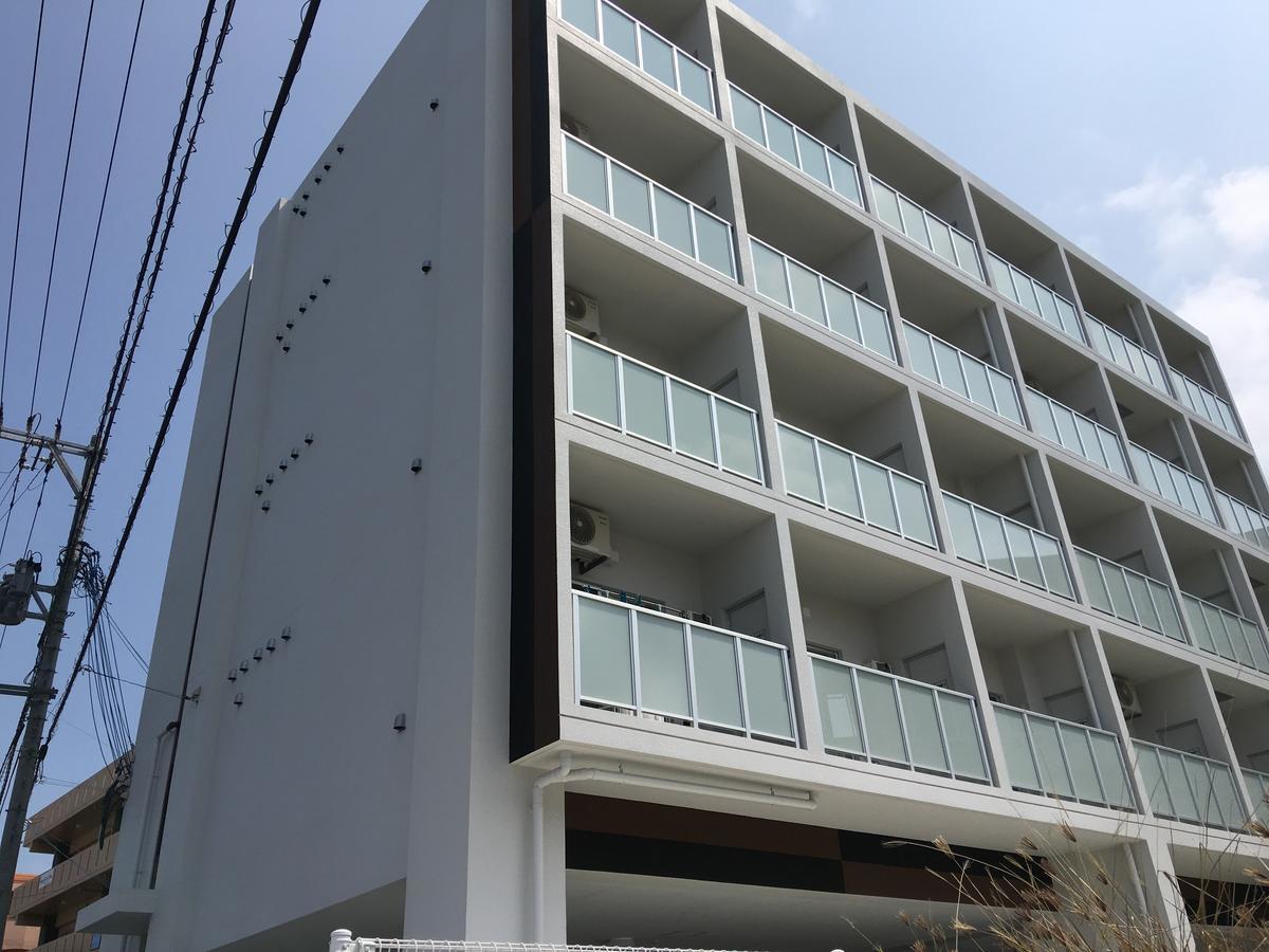 Mr Kinjo In 西原インター Ginowan Bagian luar foto